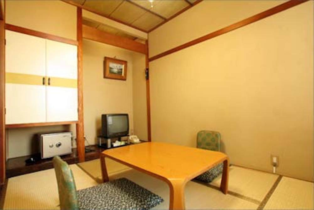 Hotel Ikaho Ginsui Sibukava Kültér fotó